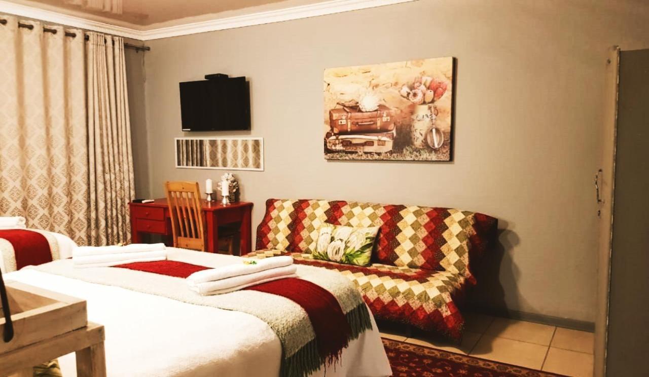 Graceland Guesthouse Почефструм Экстерьер фото